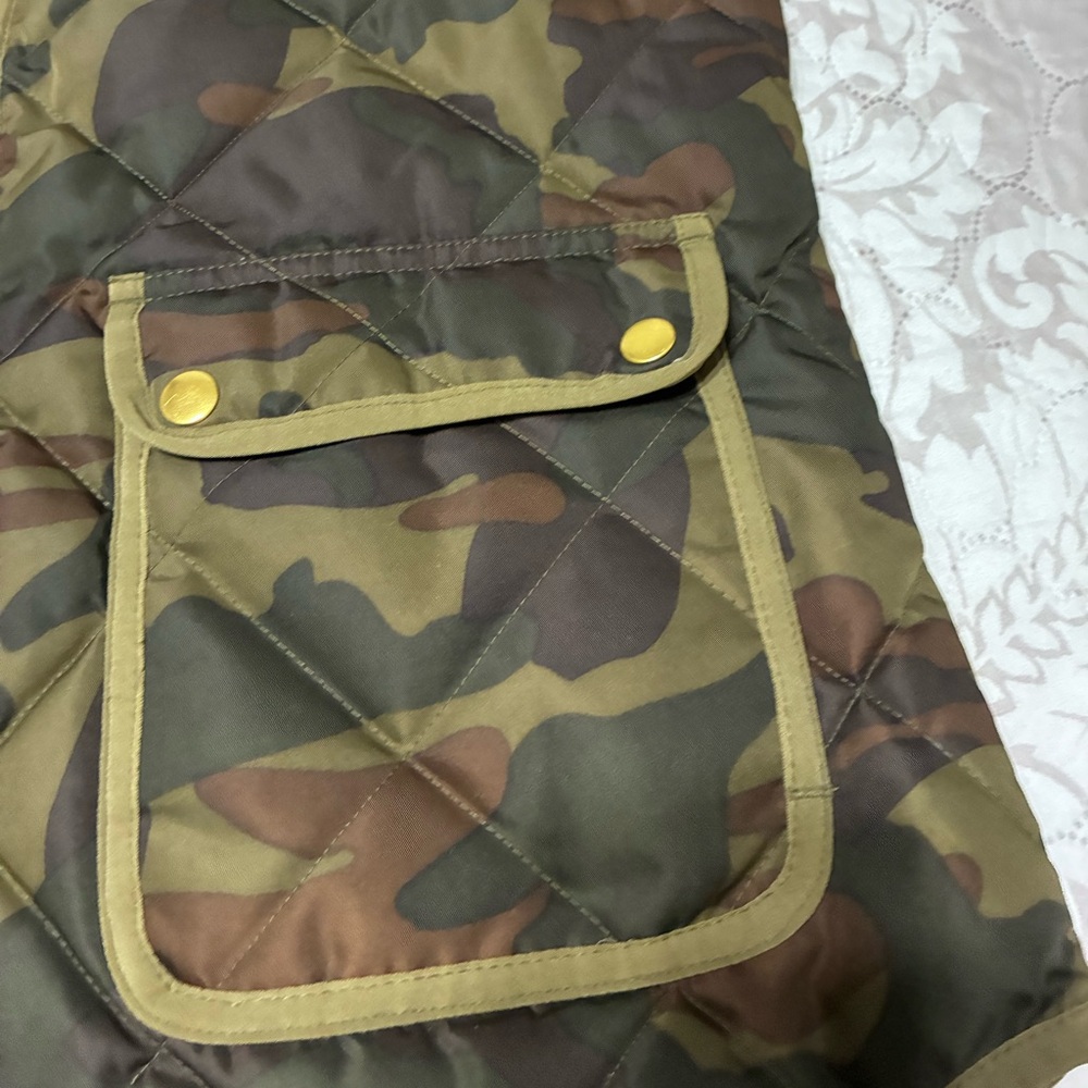 Women’s Camo Quilted Jacket - Olive Green